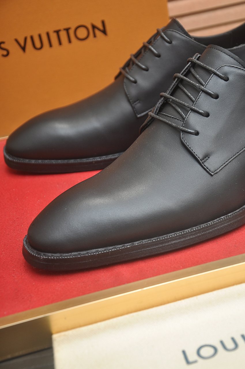 Louis Vuitton Black Monogram Tongue Lace-Up Dress Shoes — detail