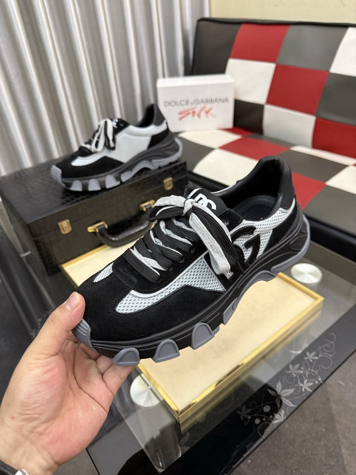 Dolce & Gabbana Black & White Low-Top Sneakers — model