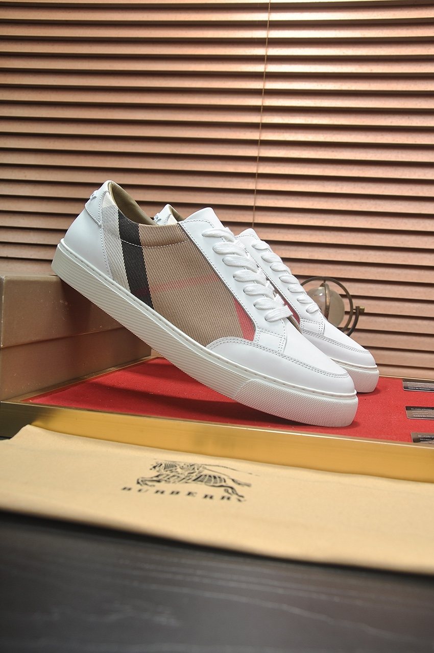 Burberry Plaid Panel Low-Top Sneakers — front