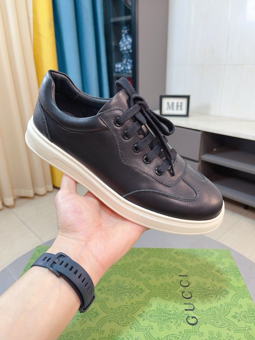 Gucci Low-Top Lace-Up Sneakers — side