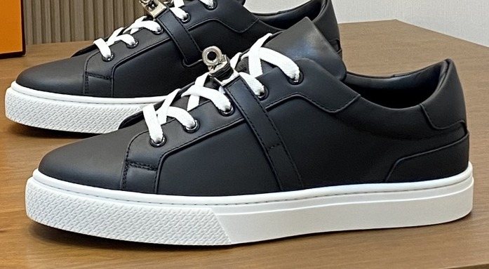Men's Low-Top Lace-Up Sneakers — front