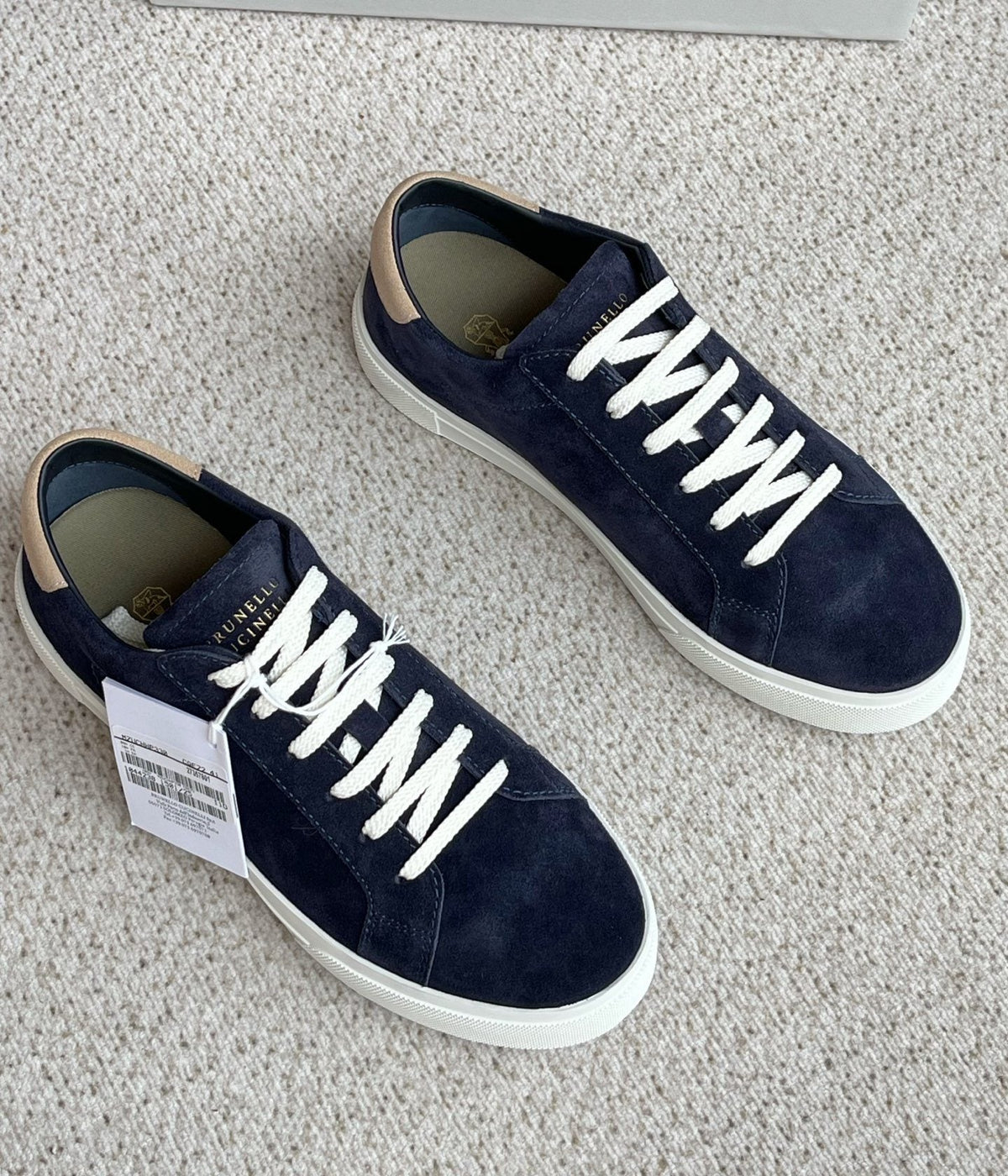 Brunello Cucinelli Off-White Low-Top Sneakers — front