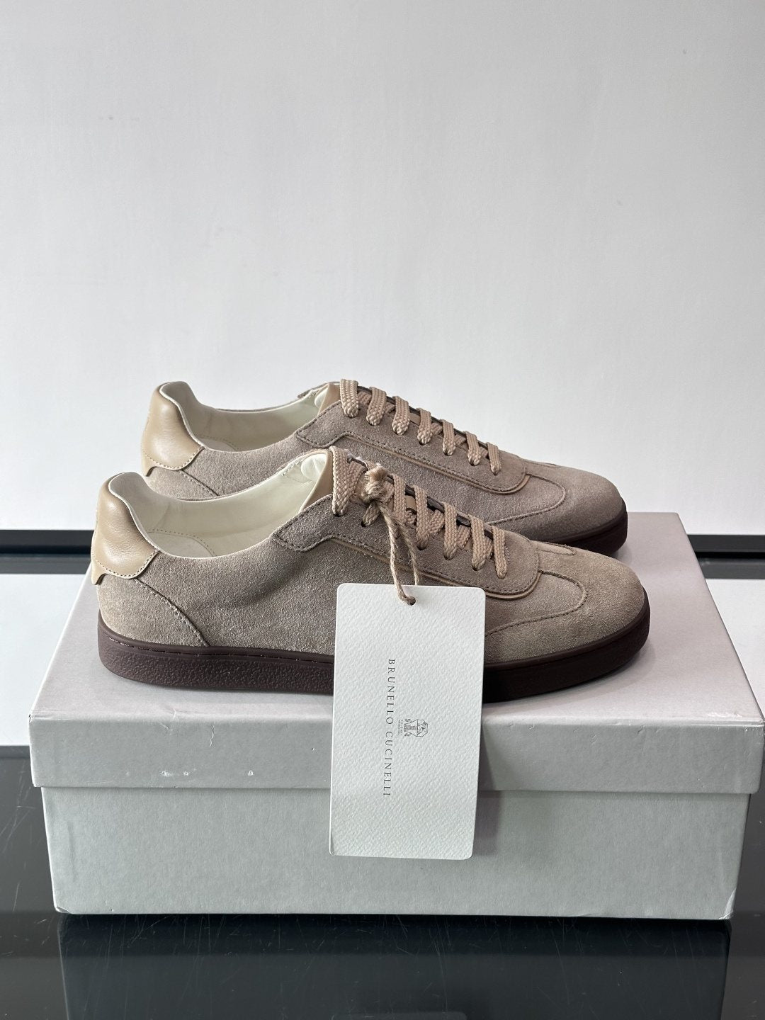 Brunello Cucinelli Lace-Up Low-Top Sneakers — front