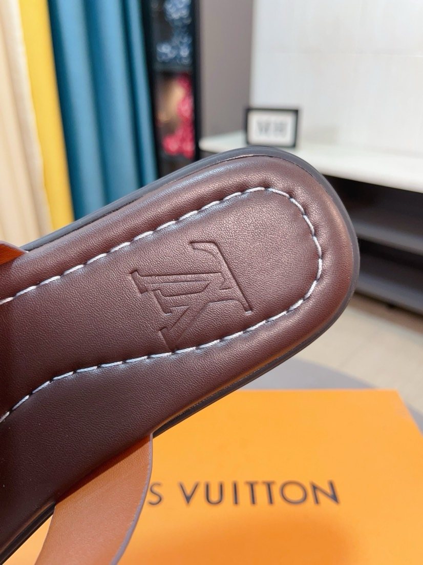 Louis Vuitton Interlaced Strap Slide Sandals — detail