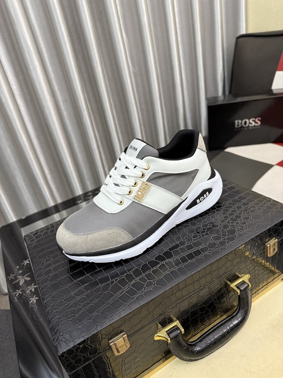 BOSS Color-Block Low-Top Sneakers — front