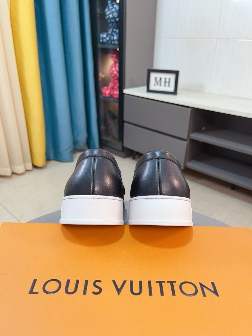 Louis Vuitton Moc-Toe Buckle Loafers — back